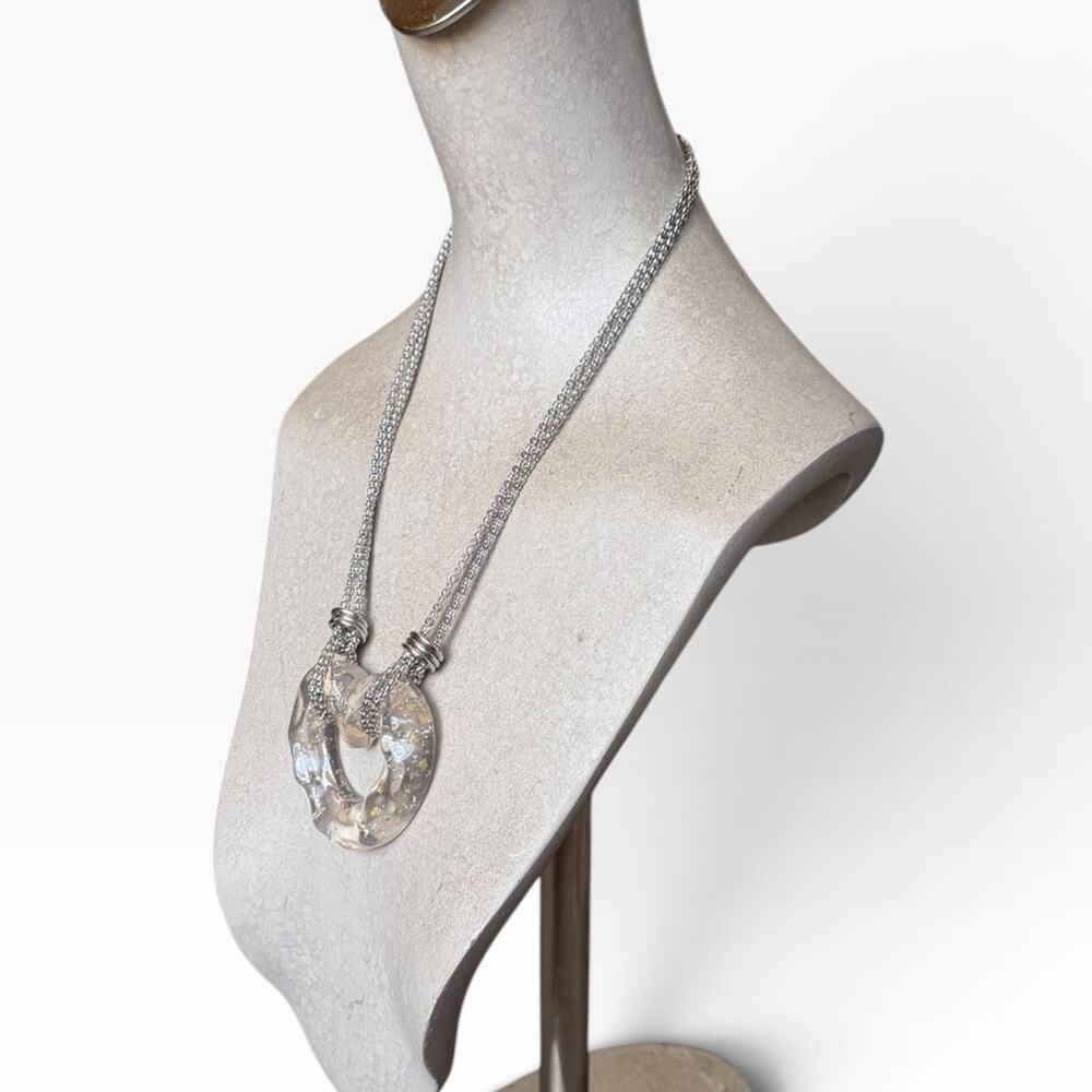 Urban Outfitters Cleare Resin Heart Pendant Necklace Iridescent Chunky Y2K NWT - Picture 9 of 11